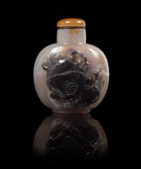 A Carved Agate Snuff Bottle SUZHOU SCHOOL Height 2 1/4 inches. — SUZHOU SCHOOL