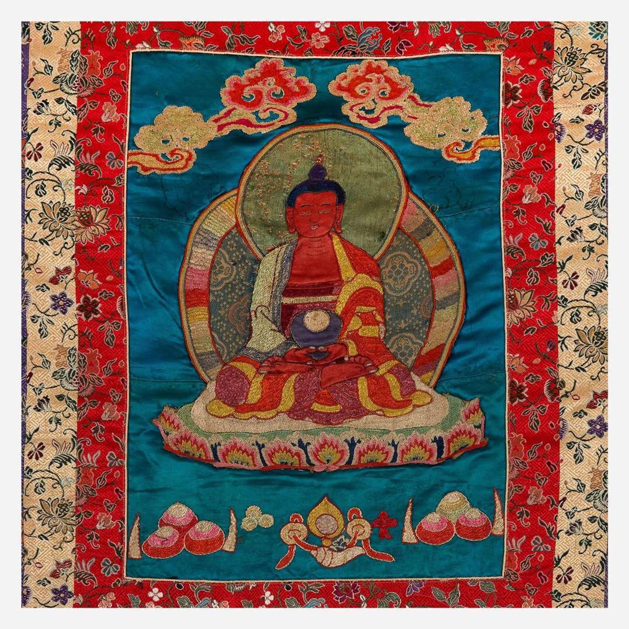 A pair of Tibetan or Nepalese needlework and appliqued silk thanka 西藏或尼泊尔唐卡两幅