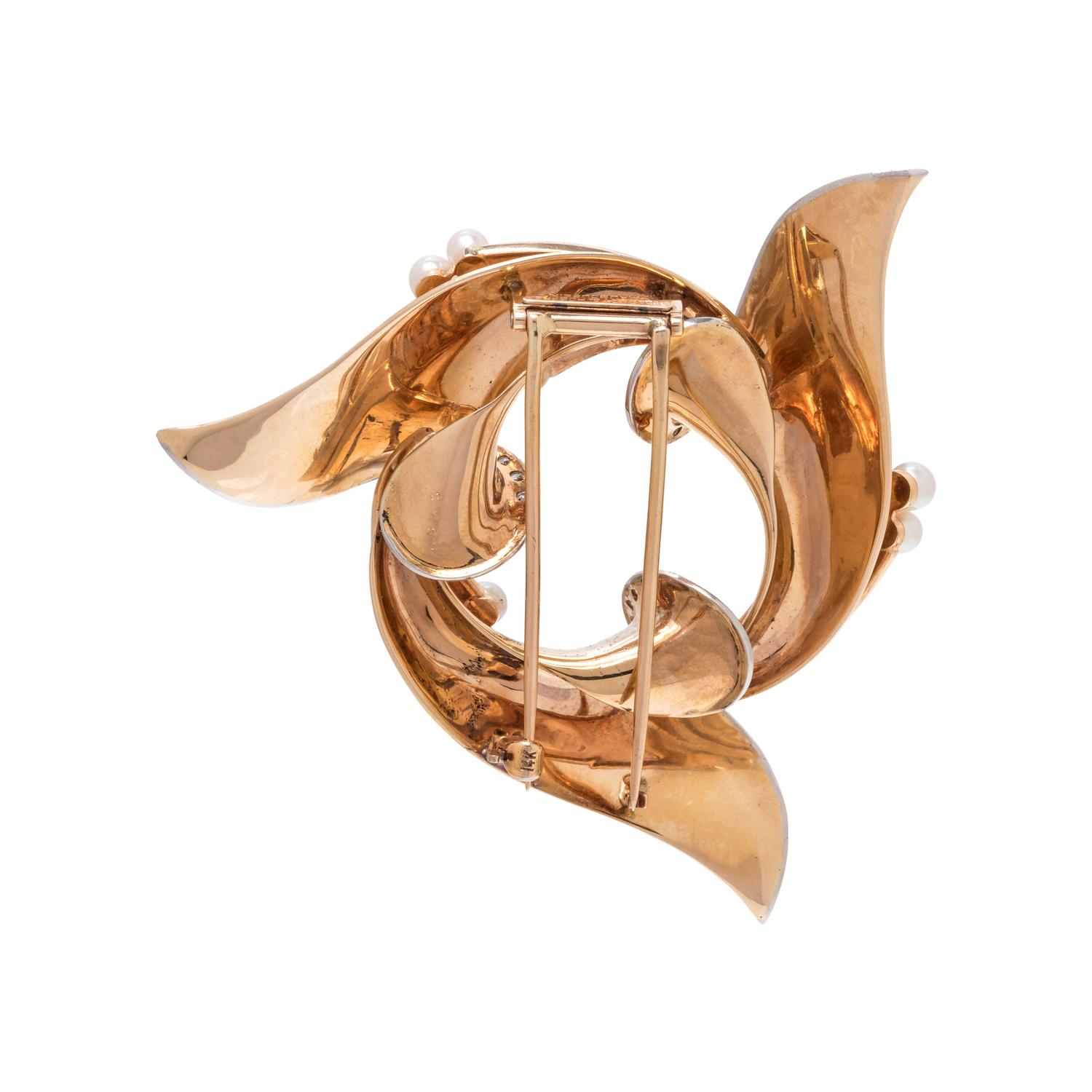 TRABERT & HOEFFER-MAUBOUSSIN, RETRO, ROSE GOLD, CULTURED PEARL AND DIAMOND BROOCH