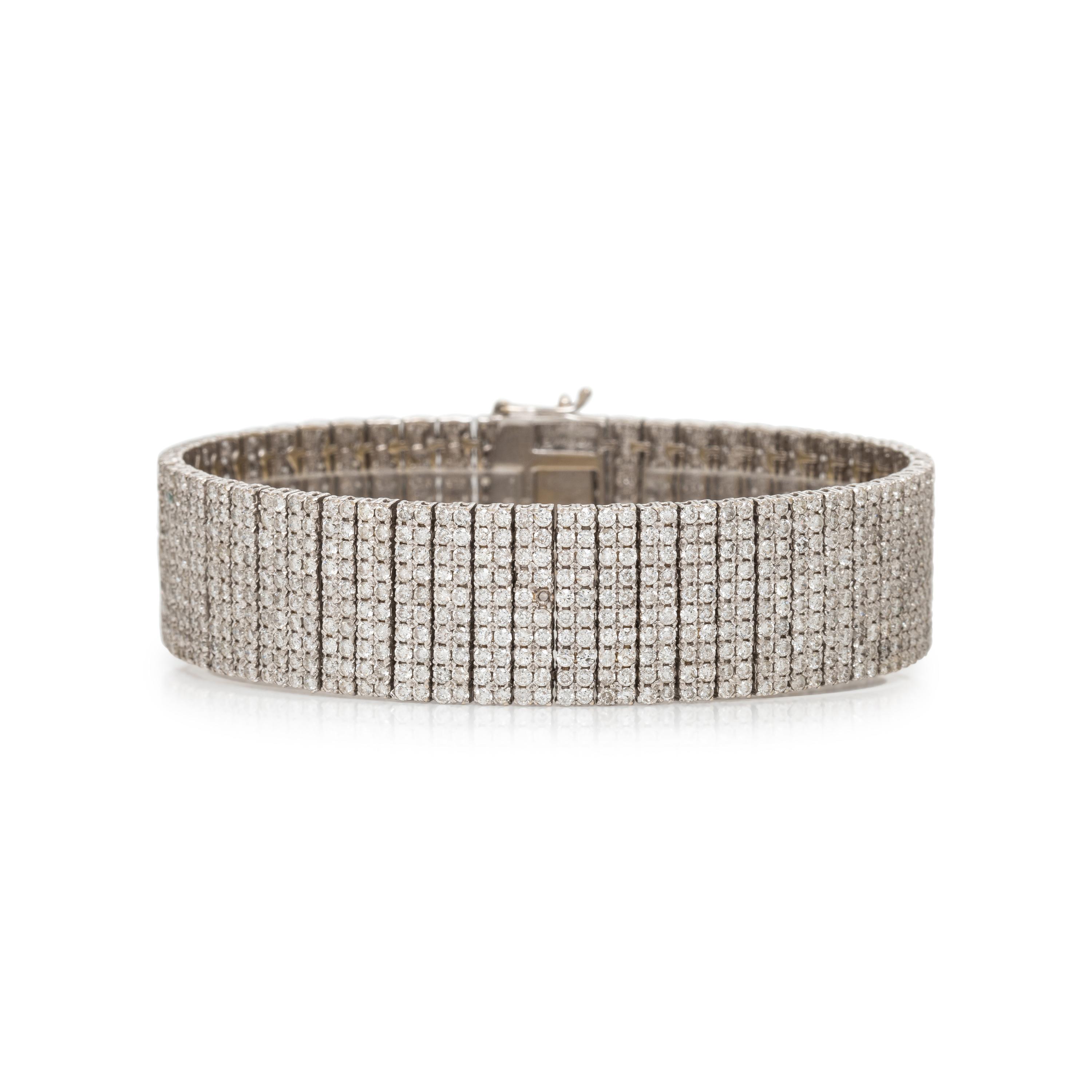 WHITE GOLD AND DIAMOND BRACELET
