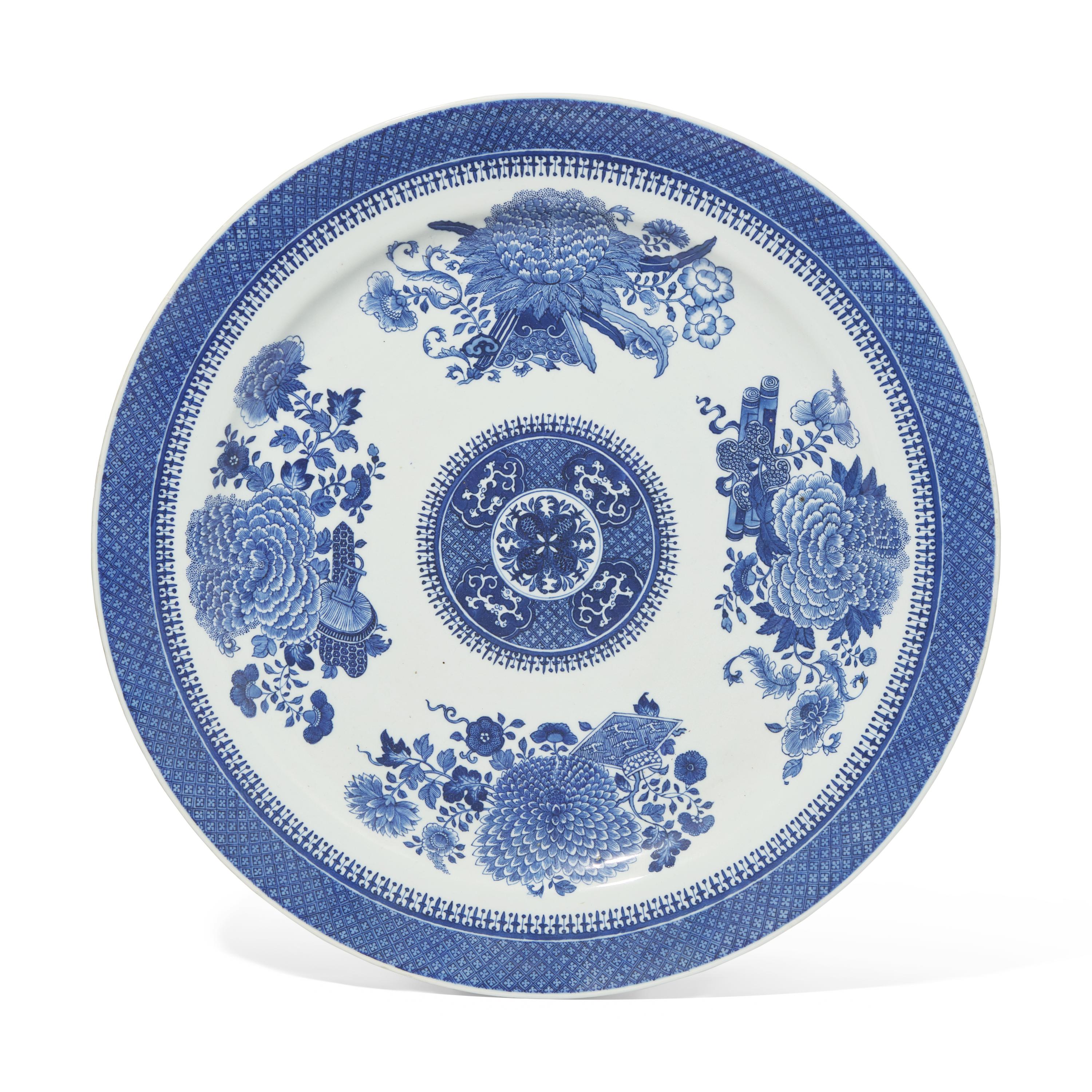 A Large Chinese Export Porcelain Blue Fitzhugh Charger