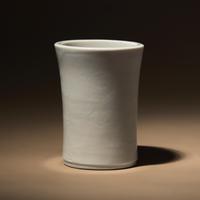 A Chinese Incised Blanc-de-Chine Porcelain Brushpot, Bitong, 17th-18th Century — 清早期 德化白瓷暗刻花卉紋筆筒