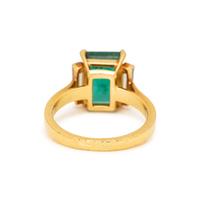 EMERALD AND DIAMOND RING