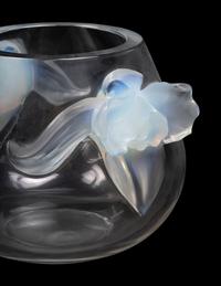 A Lalique Orchidee Vase