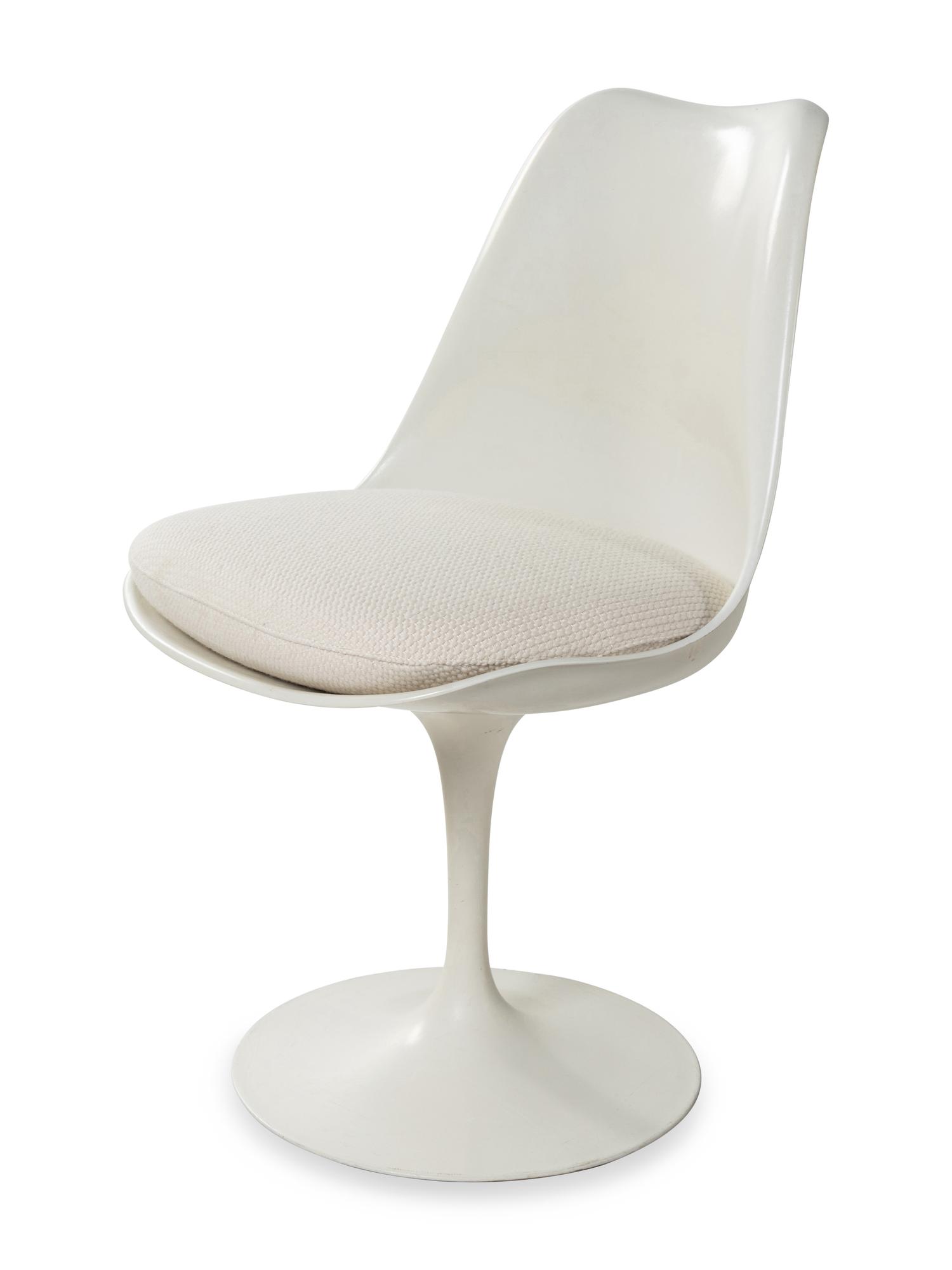 Four Tulip Dining Chairs Knoll, USA with associated Maurice Burke for Arkana Dining Table