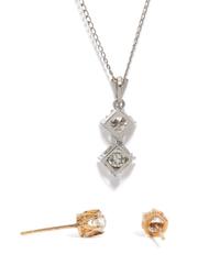 DIAMOND PENDANT NECKLACE AND DIAMOND STUDS