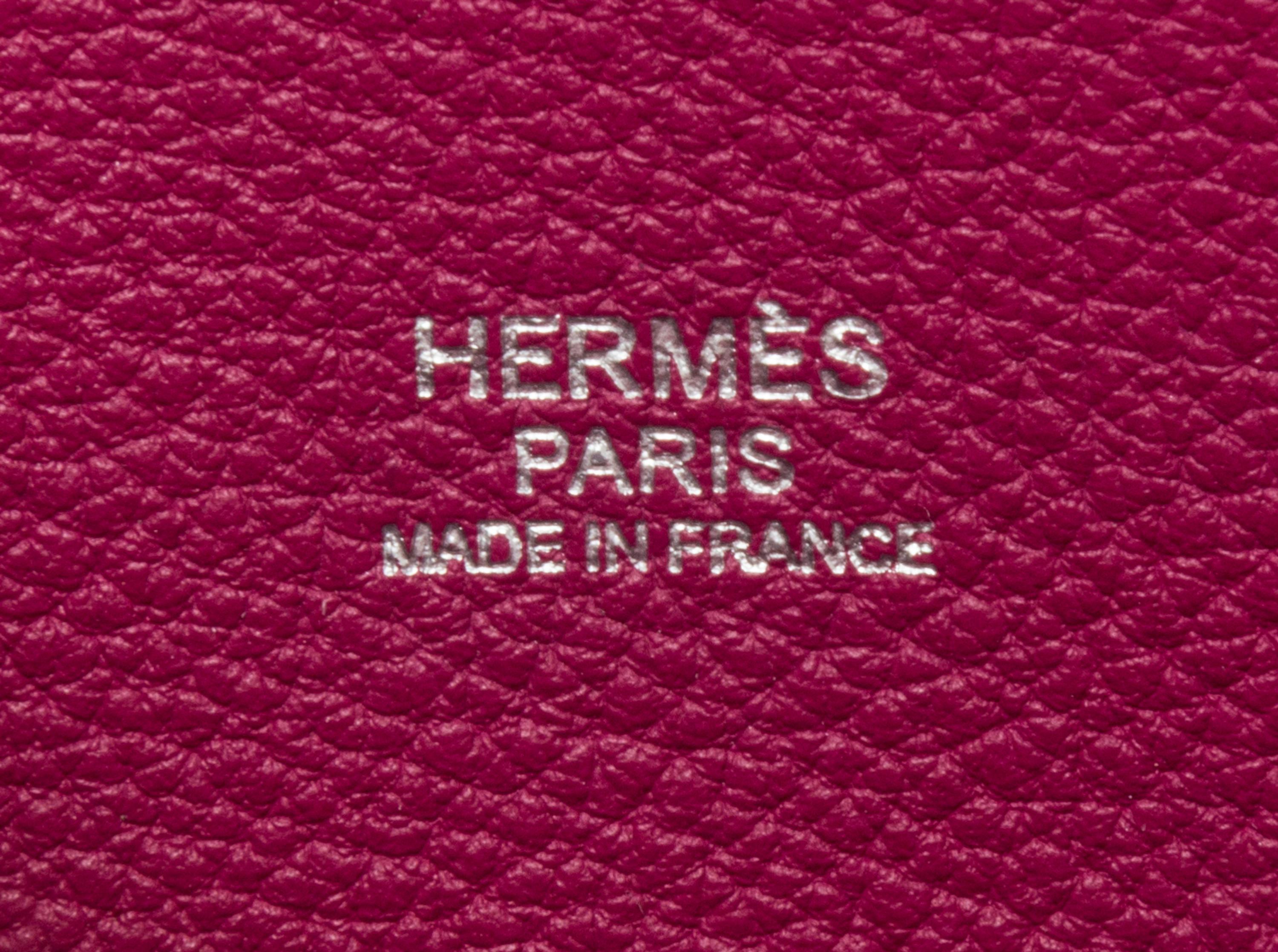 An Hermes Rubis Togo 22cm So-Kelly Handbag, 9" x 11" x 4.5".
