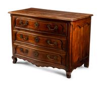 A French Provincial Walnut Chest of Drawers