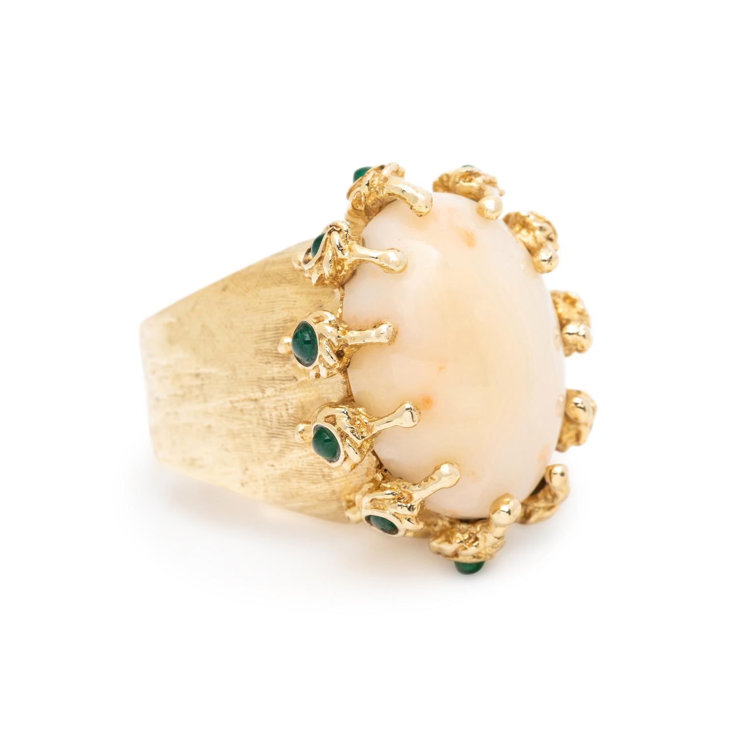 CORAL, EMERALD, AND YELLOW GOLD RING