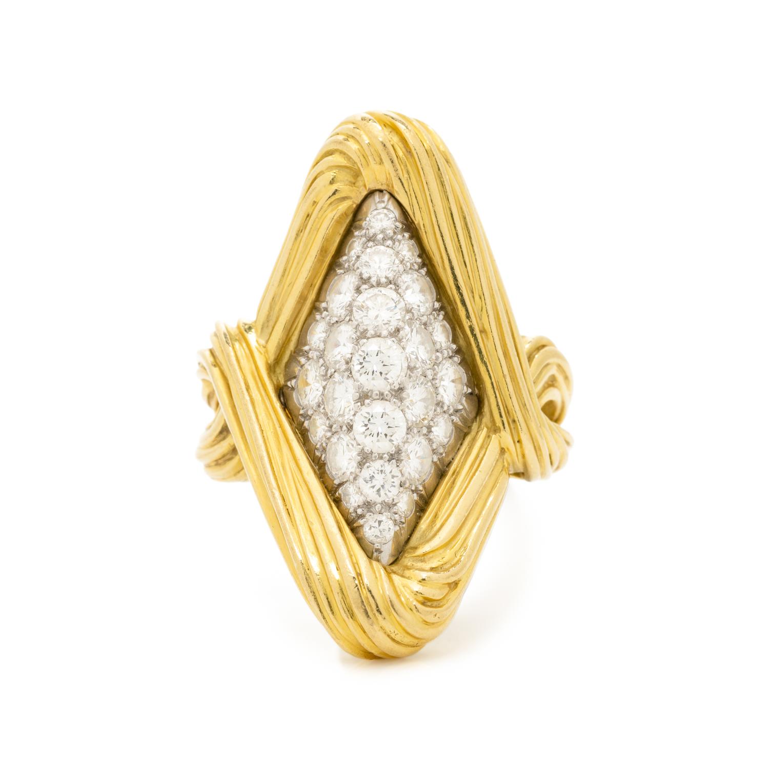 BICOLOR GOLD AND DIAMOND RING
