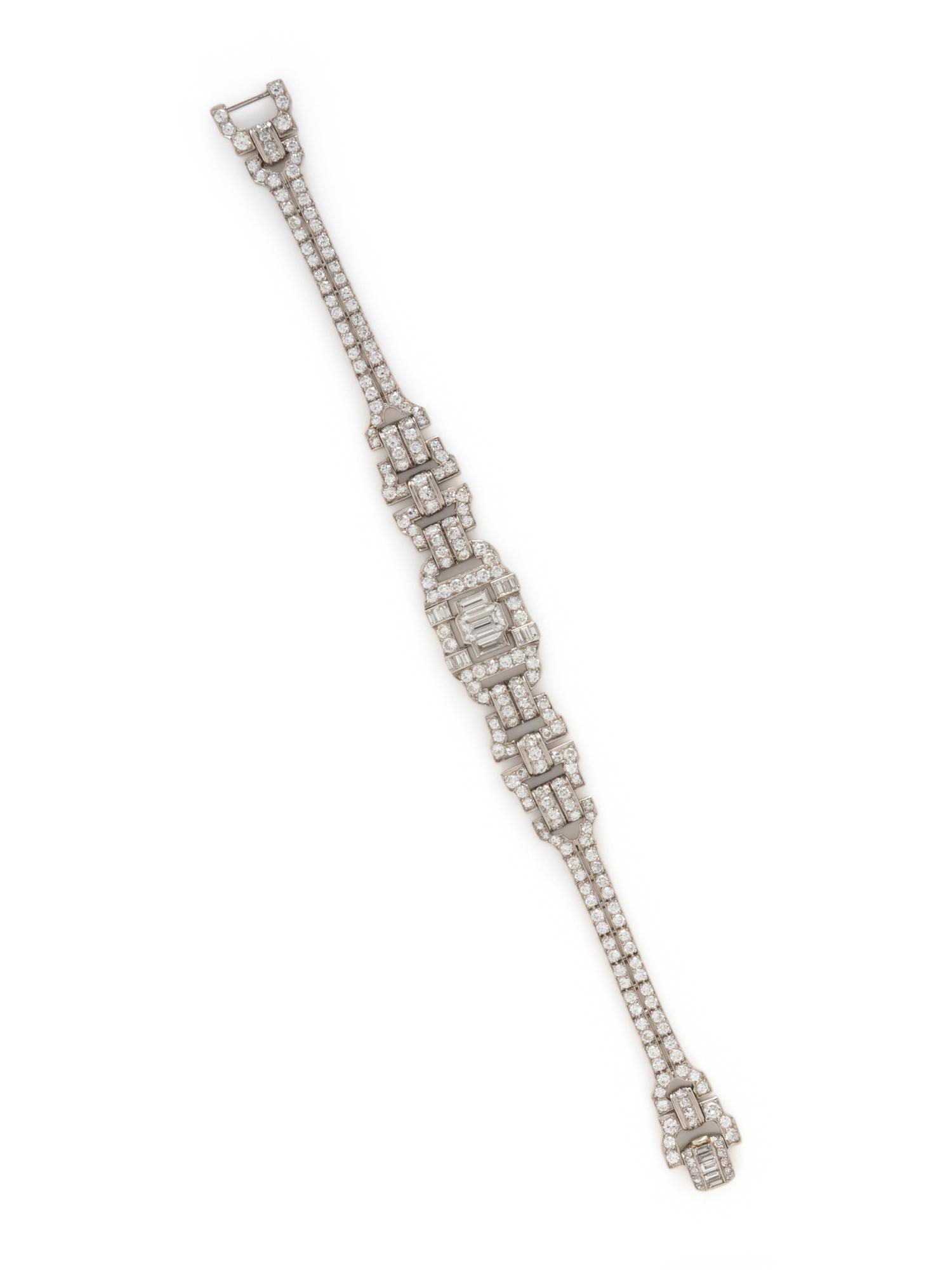 ART DECO, DIAMOND AND PLATINUM BRACELET