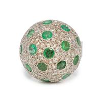 EMERALD AND DIAMOND RING