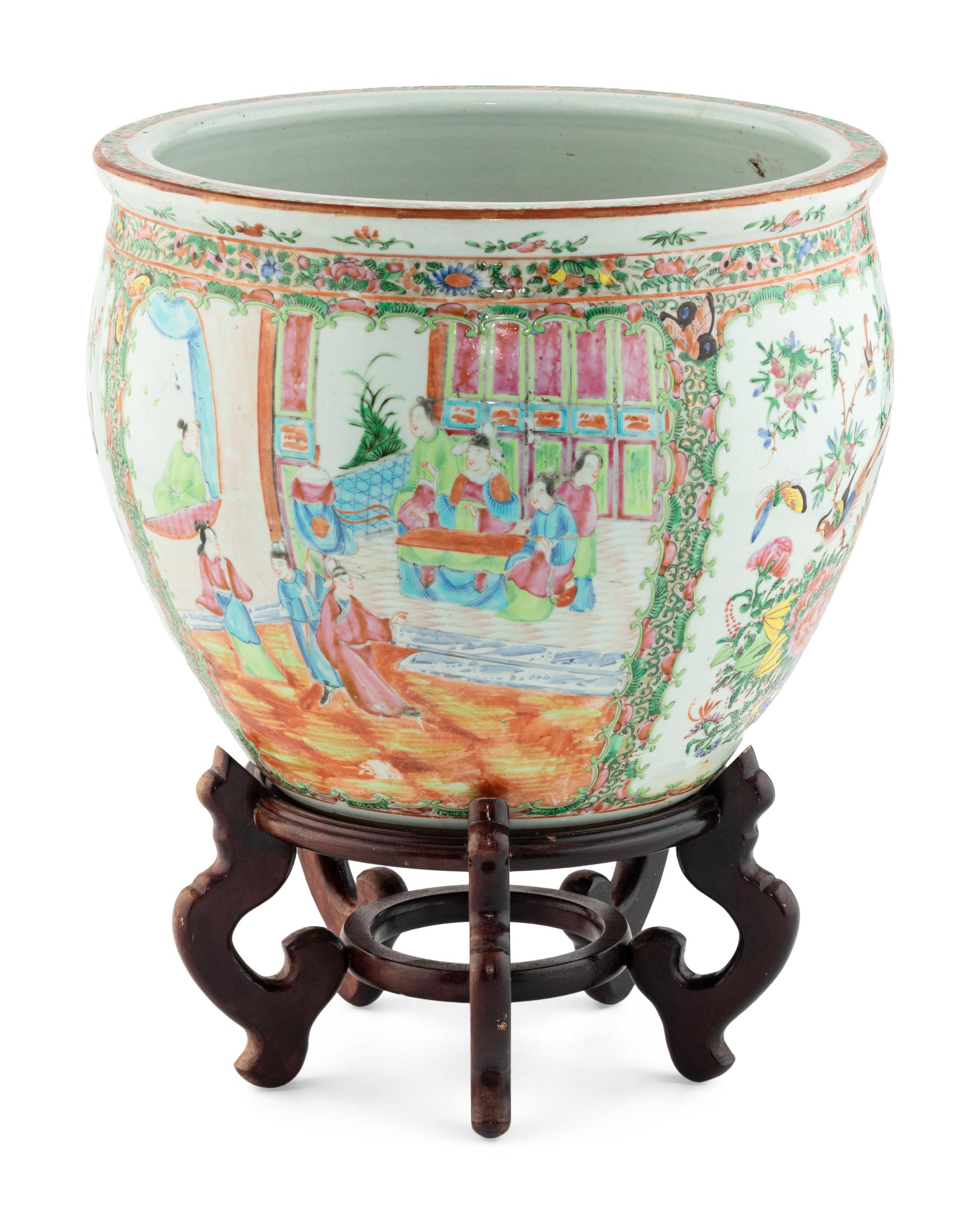 A Chinese Export Rose Medallion Porcelain Jardinière