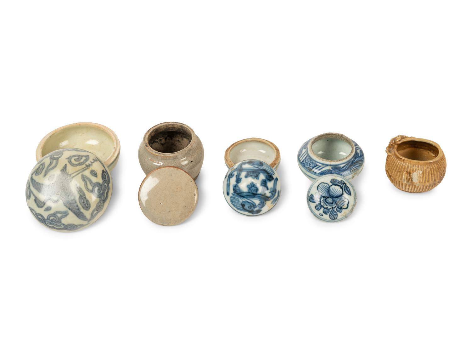 Five Chinese Porcelain Articles