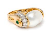 An 18 Karat Yellow Gold, Platinum, Cultured Baroque Pearl, Diamond and Emerald Ring, David Webb, 15.50 dwts.