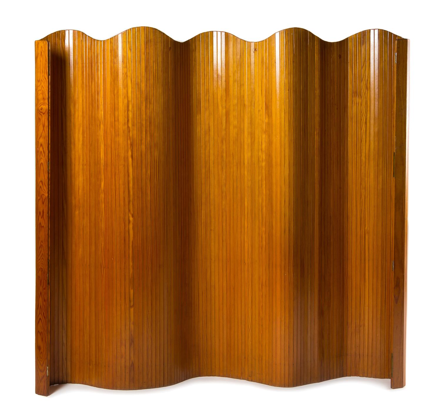 Baumann Fils & Cie, Paris, France, 1940's, tambour wood floor screen