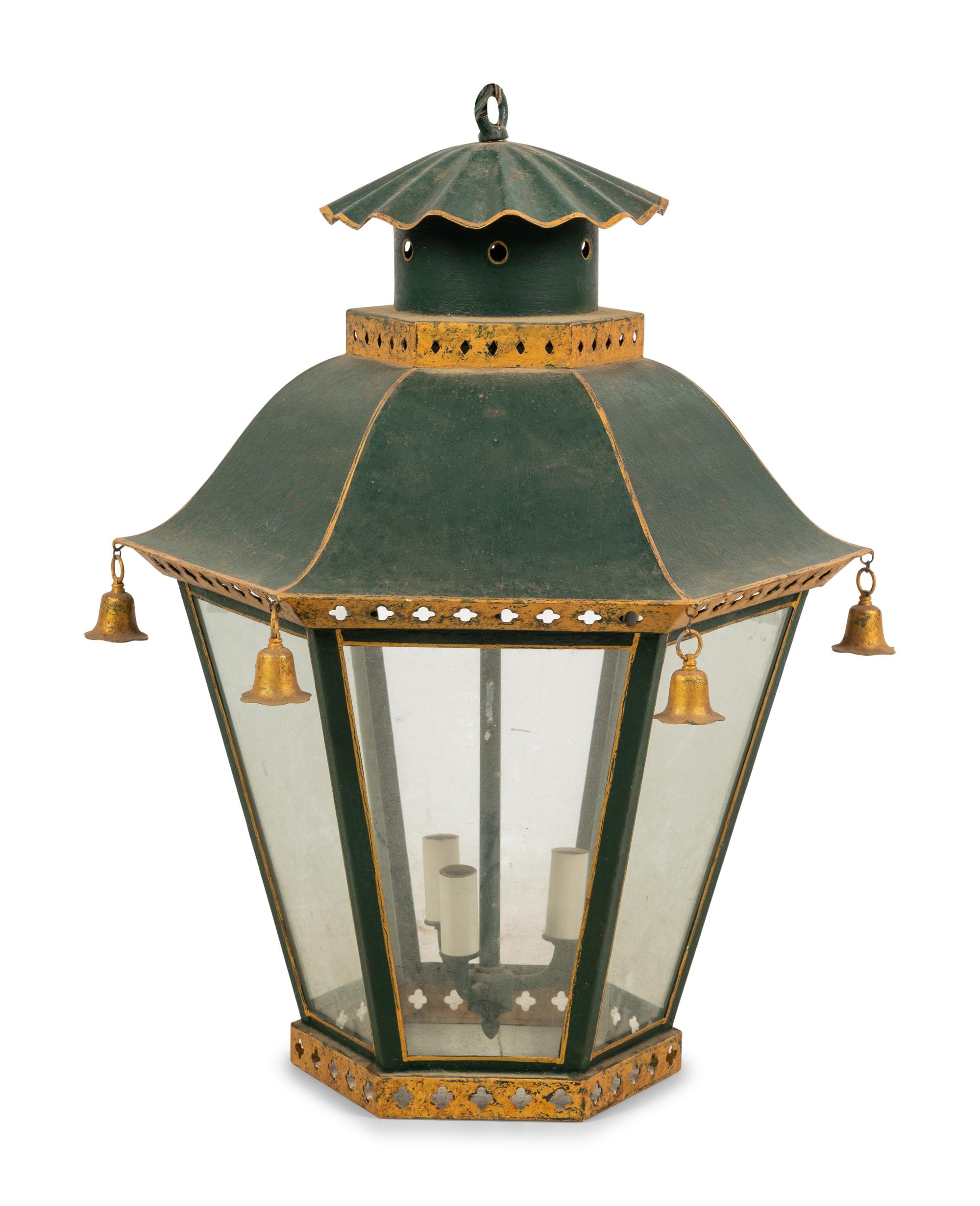 A Parcel Gilt Tôle Hall Lantern