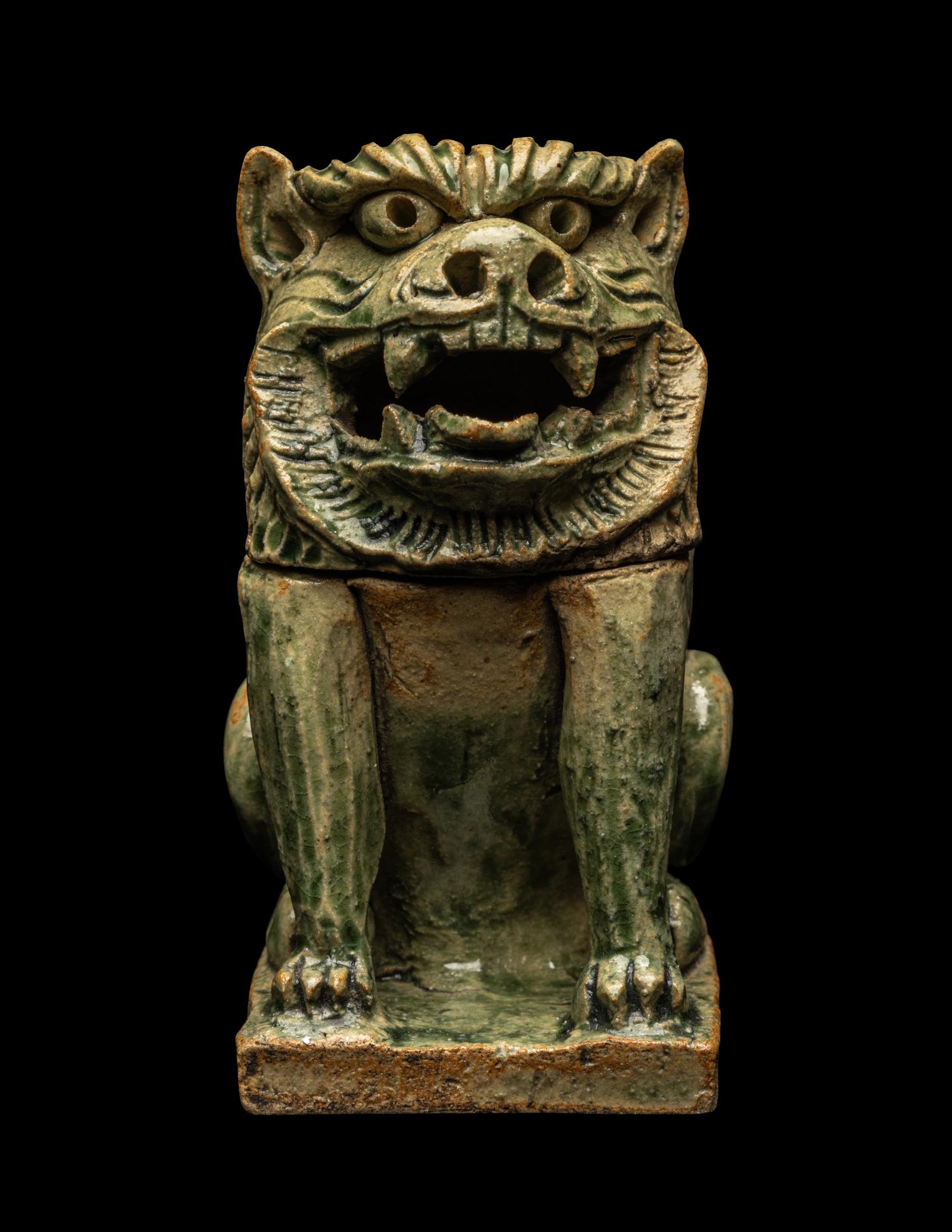 A Japanese Oribe Pottery Incense Burner