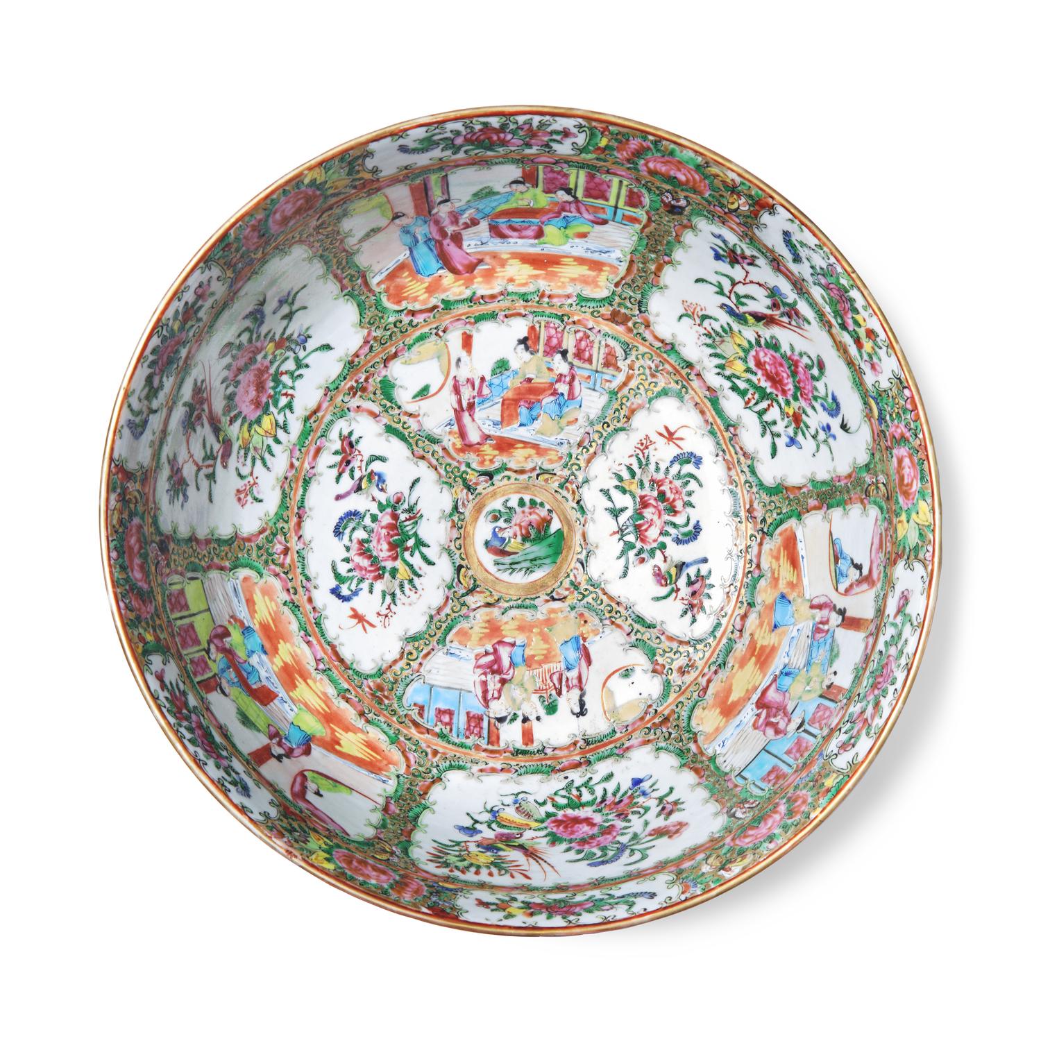 A Large Group of Thirty-Seven Chinese Export Porcelain Rose Medallion Tablewares