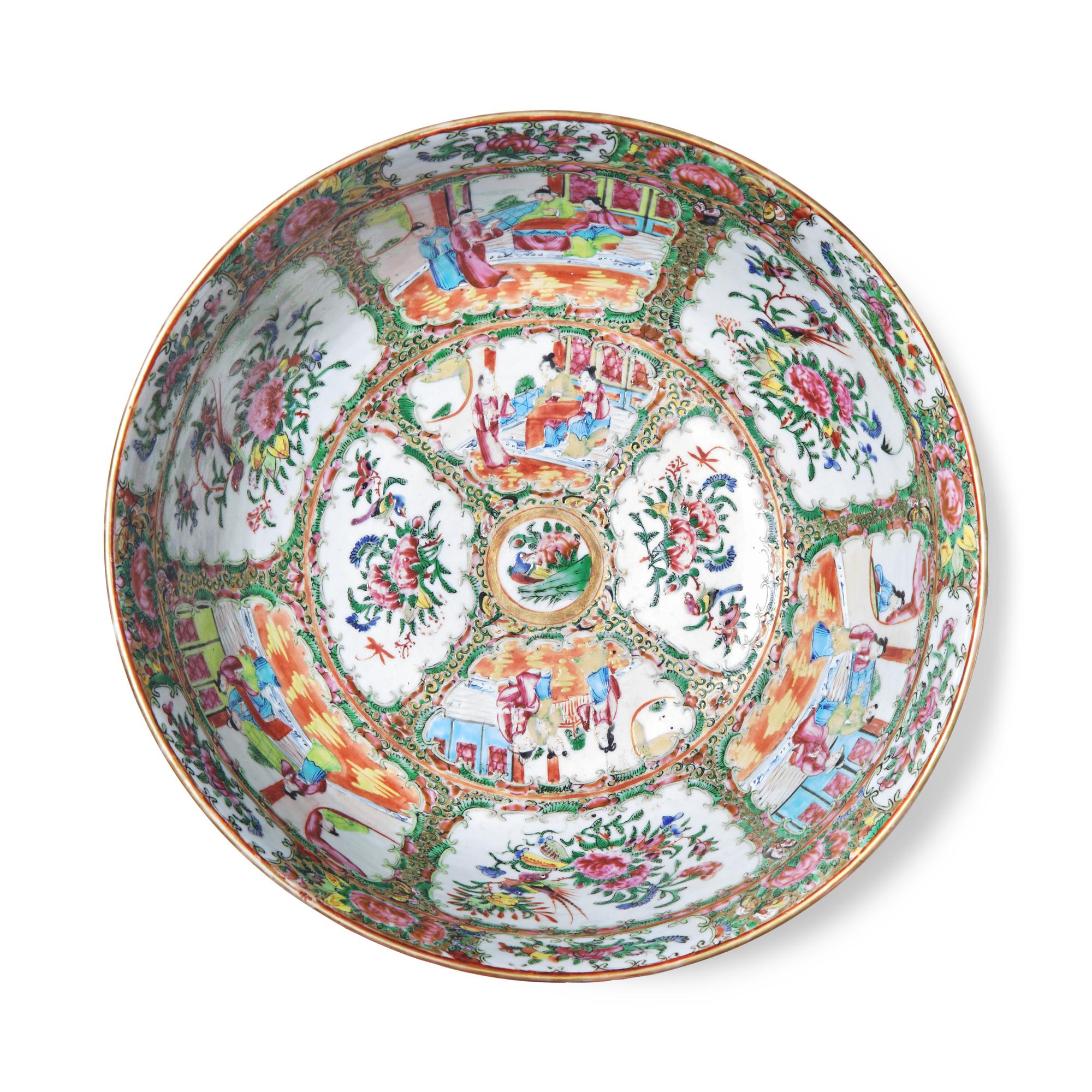 A Large Group of Thirty-Seven Chinese Export Porcelain Rose Medallion Tablewares