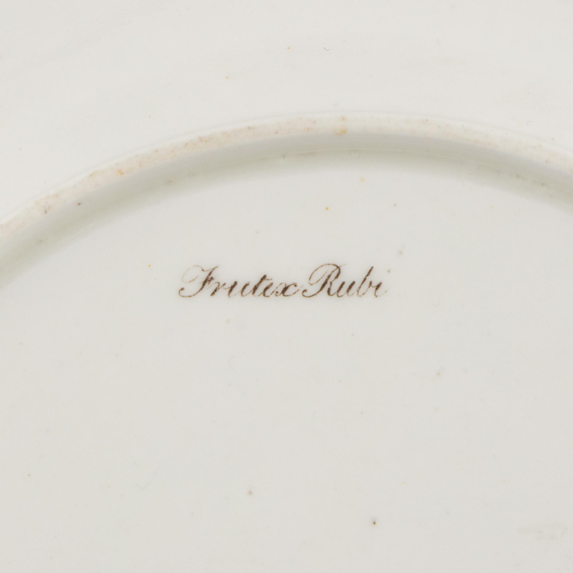 A Set of Seven English Porcelain Dessert Plates