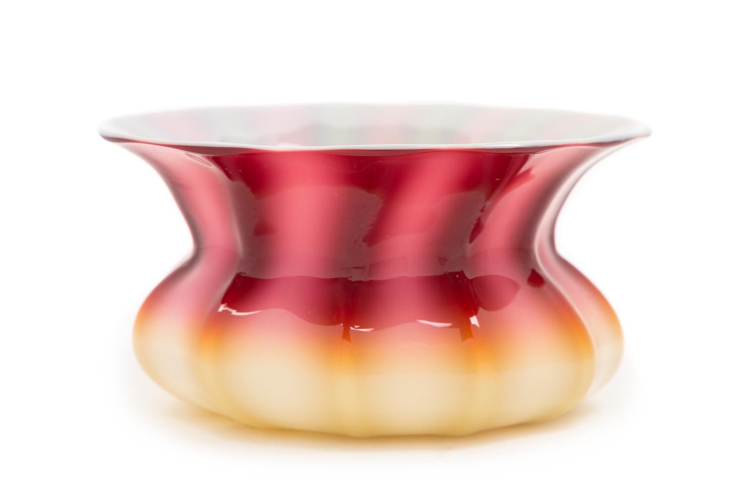 New England Glass Company, 19TH CENTURY, (1818-1878), a ruffled plated amberina glass bowl