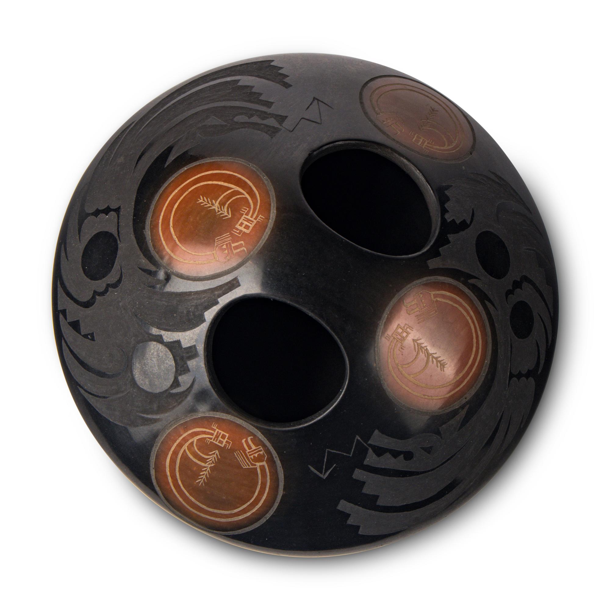 Grace Medicine Flower and Camilio Tafoya (Santa Clara, b. 1938 / 1902-1995) — Black and Sienna Sgraffito Pottery Jar