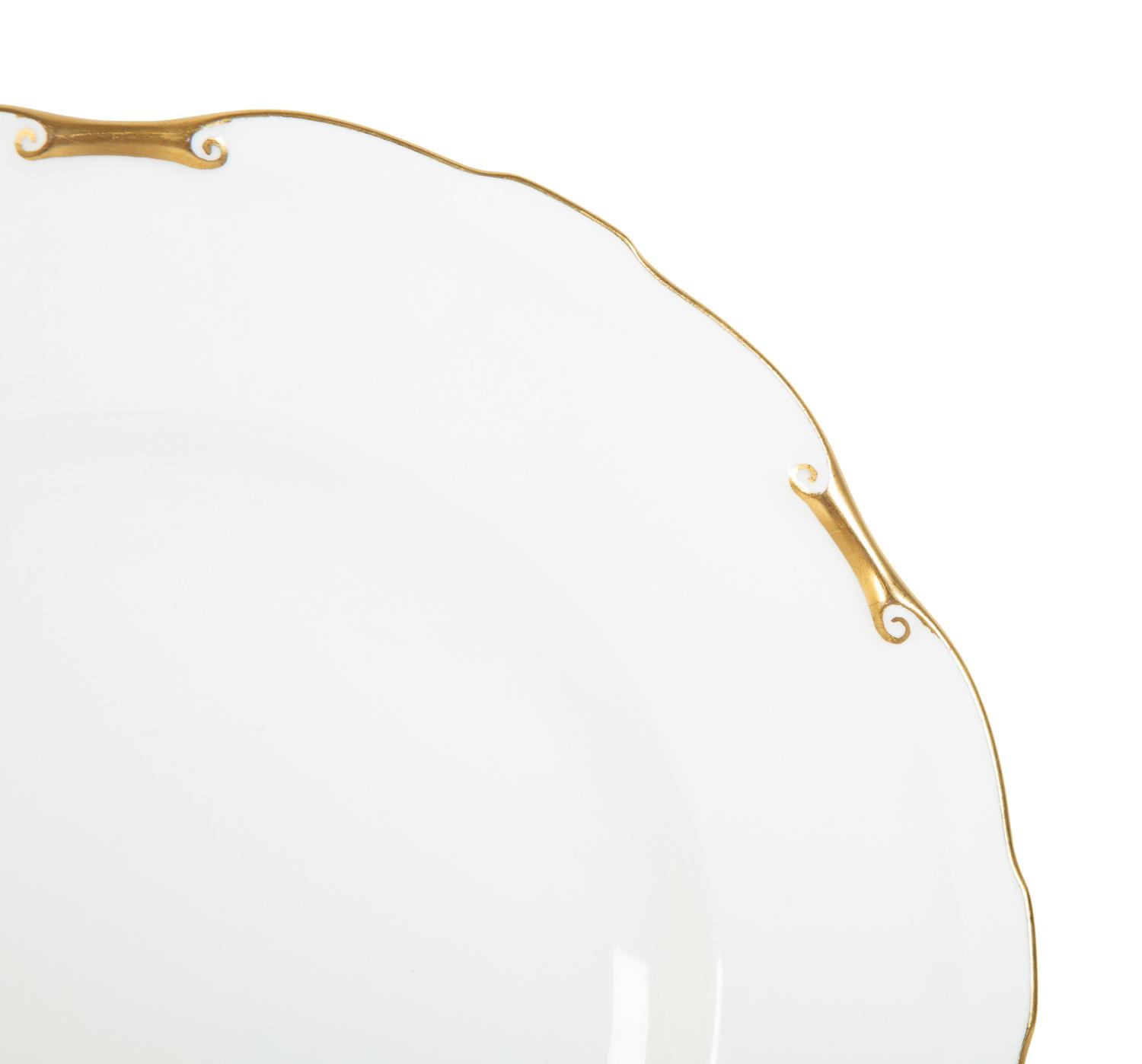 A Royal Crown Derby Porcelain Regency Pattern Dinner Service — 20TH CENTURY