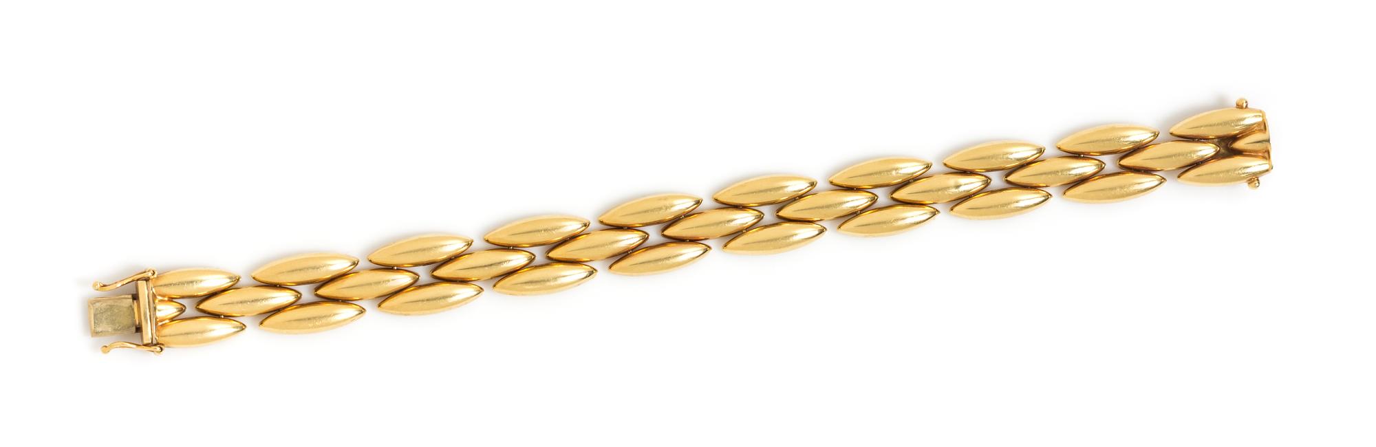 An 18 Karat Yellow Gold 'Gentiane' Bracelet, Cartier, 16.90 dwts.
