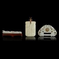 Three Chinese Yellow and White Jade Pendants, Late 19th-20th Century 晚清-民國 白玉、黃玉把件三枚