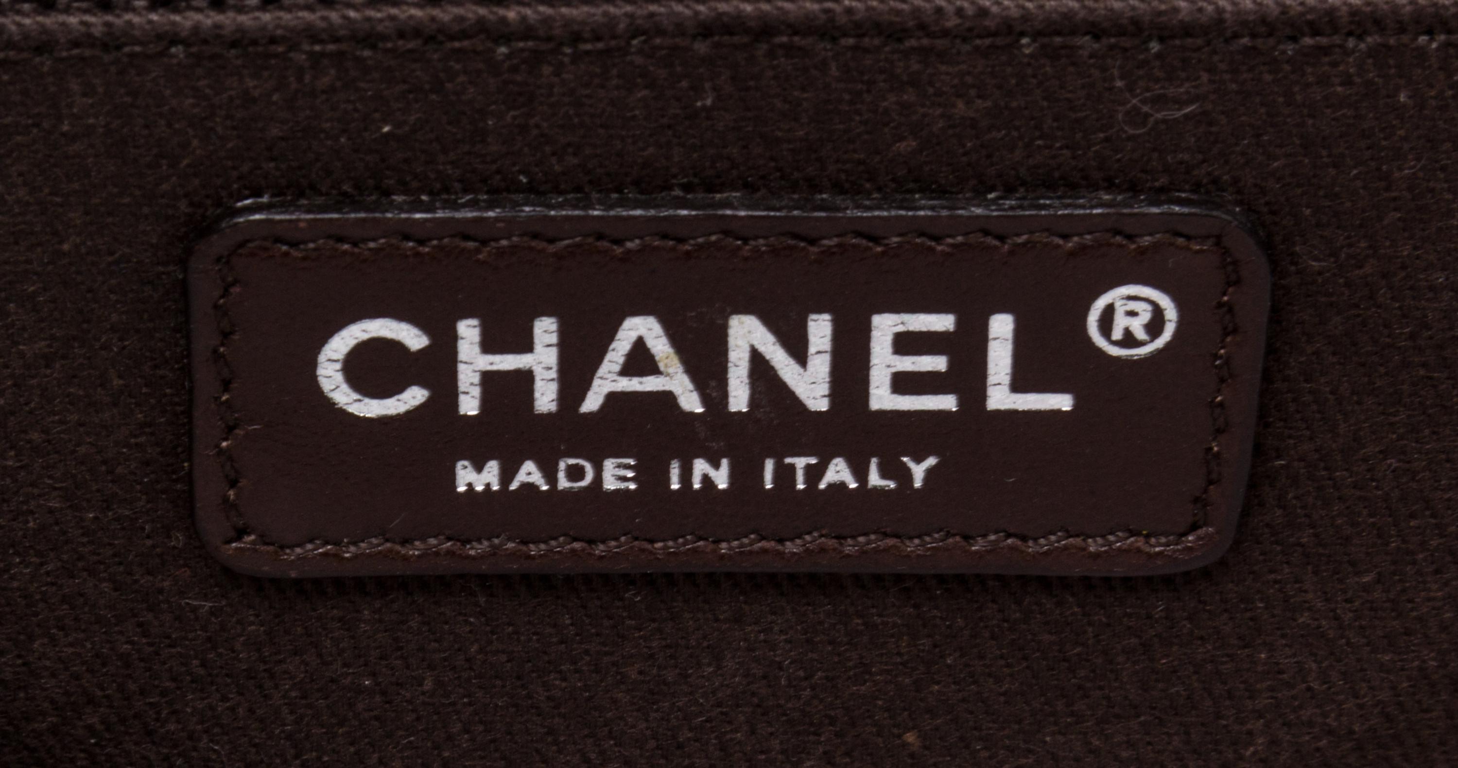 A Chanel Green Calfskin Leather Quilted Flap Handbag, 14" x 11.5" x 6".