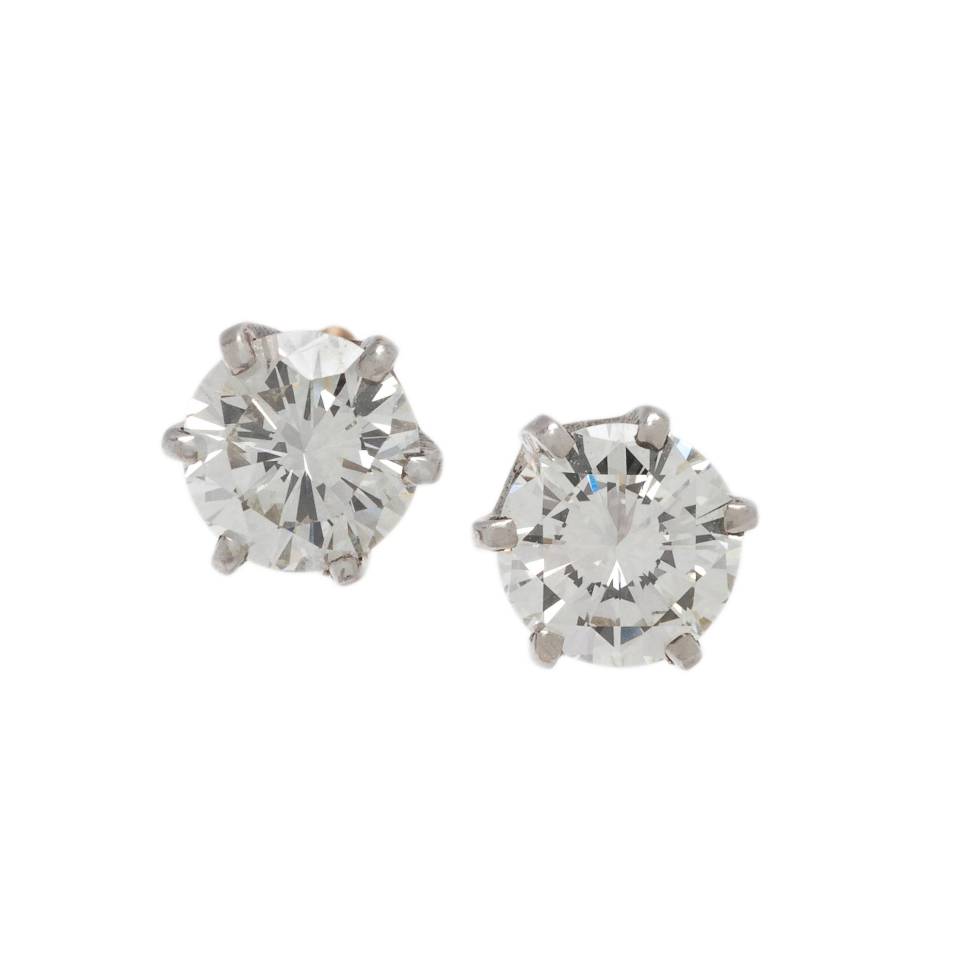 DIAMOND STUDS