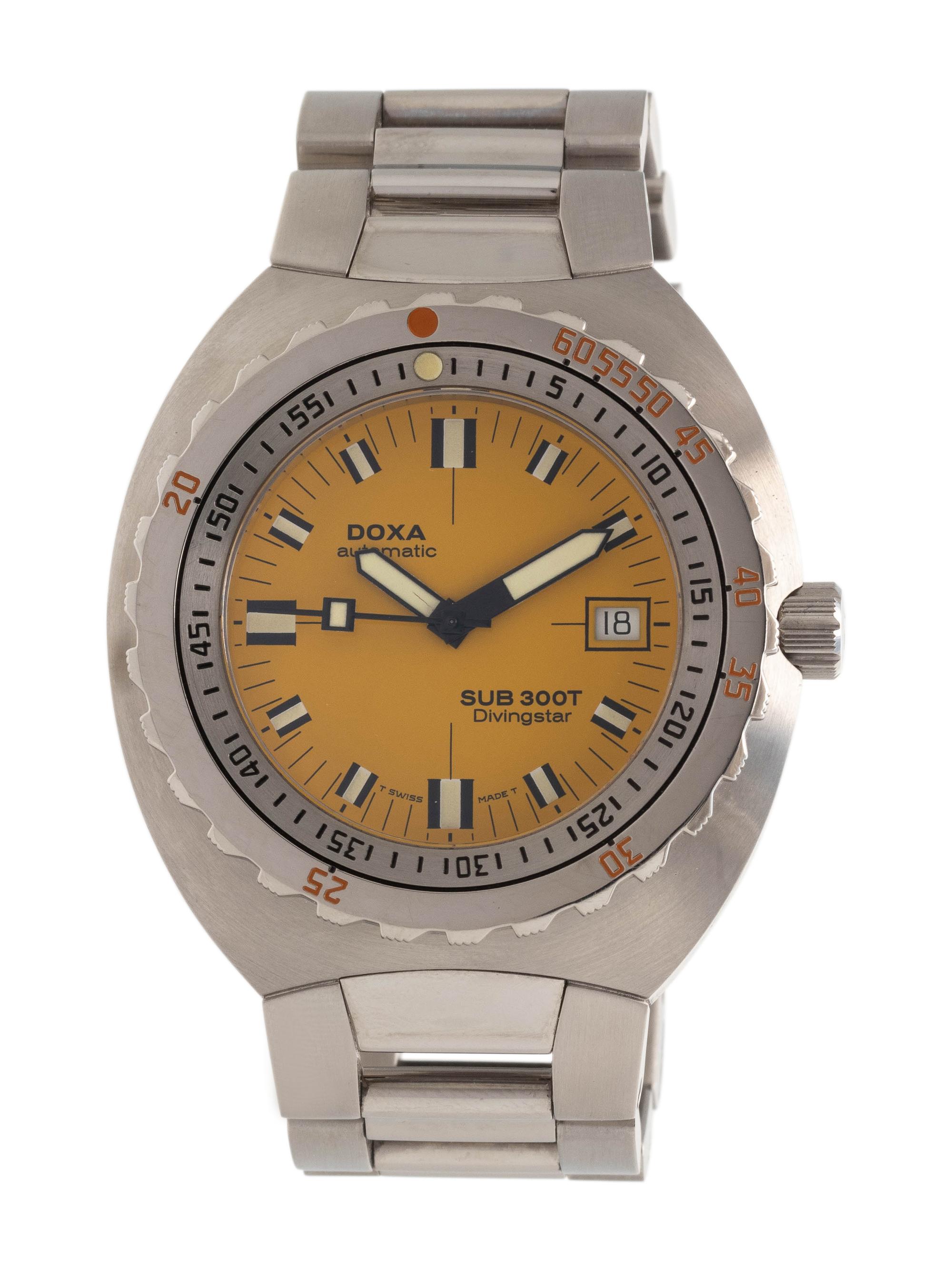 DOXA, STAINLESS STEEL 'SUB 300T DIVINGSTAR SEAHUNTER' LIMITED EDITION WRISTWATCH
