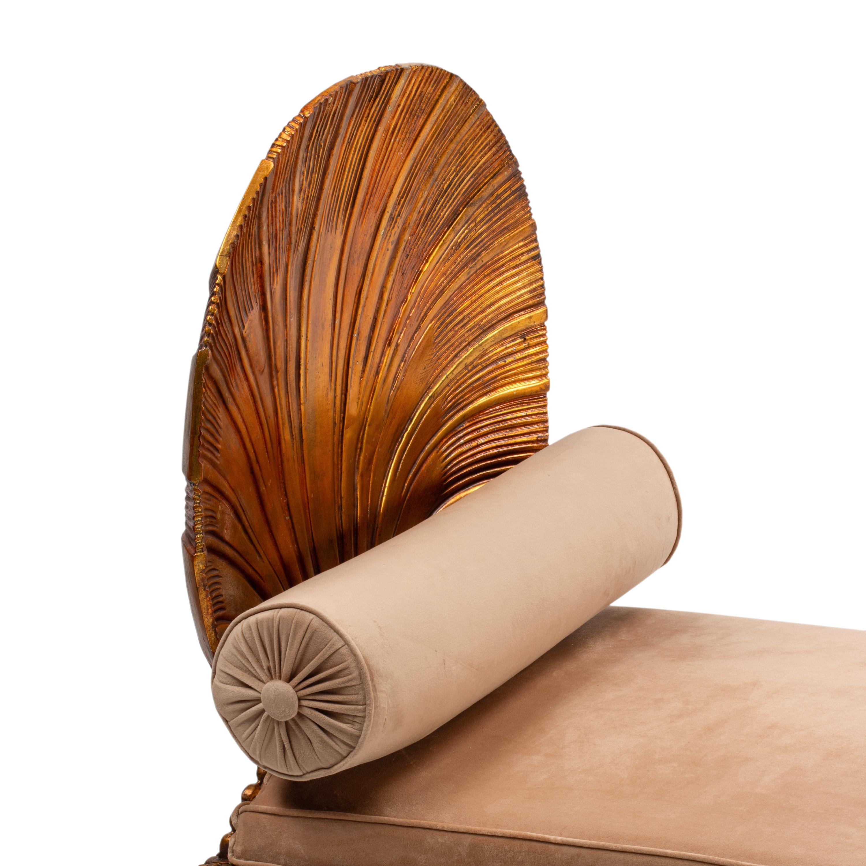 An Austrian Neoclassical Style Painted and Parcel Gilt Chaise Longue