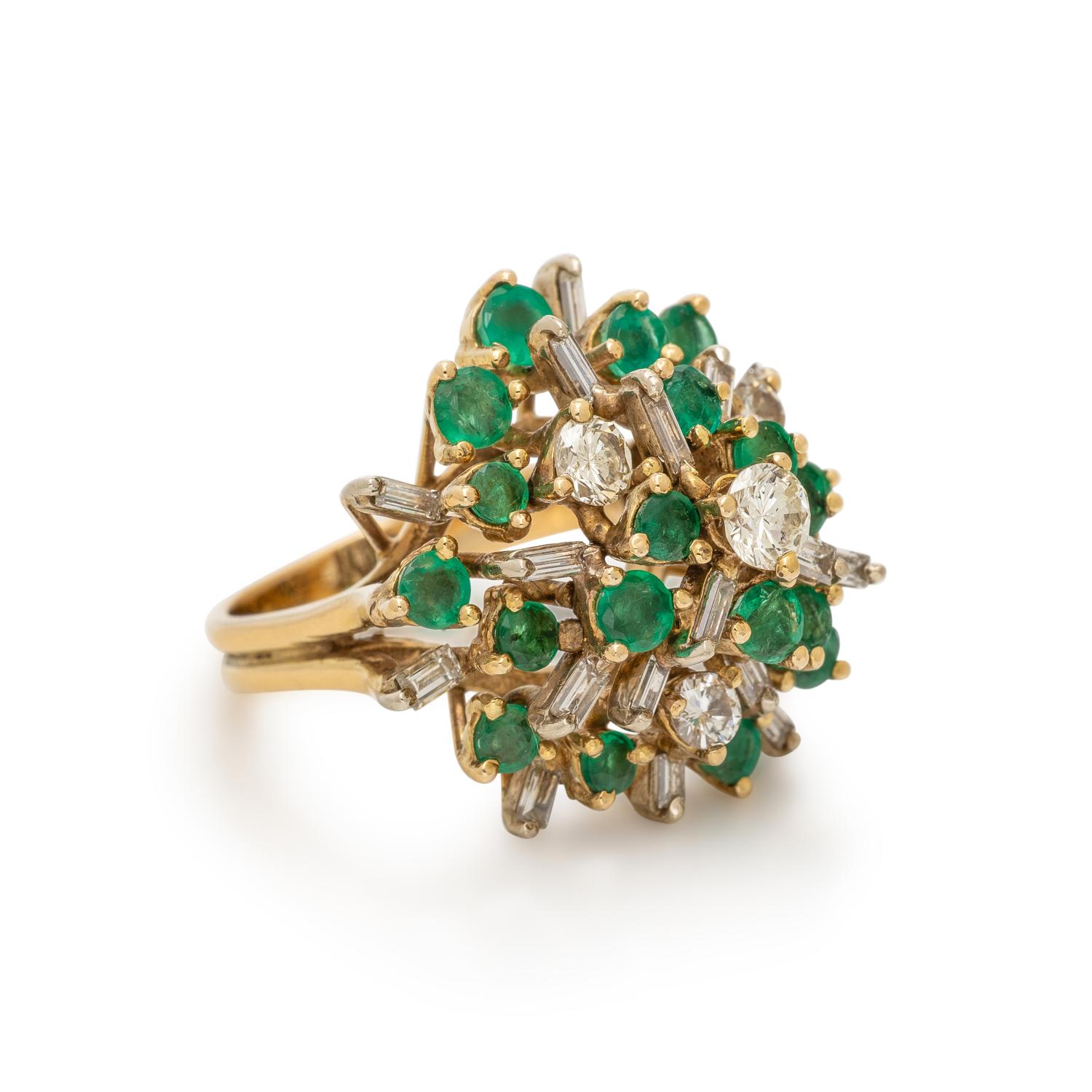 EMERALD AND DIAMOND CLUSTER RING