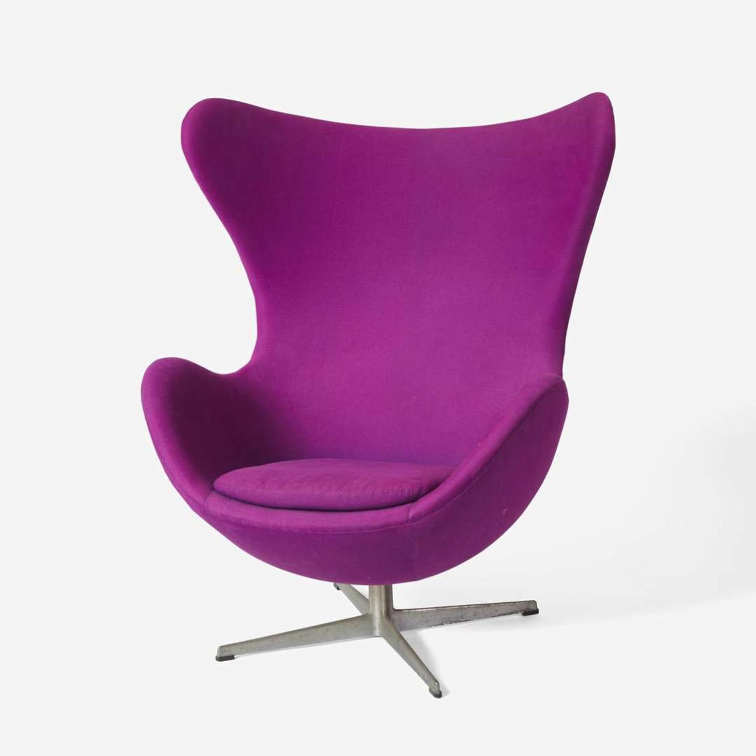 Arne Jacobsen (Danish, 1902-1971) "Egg" Chair, Fritz Hansen, Denmark, designed 1958, the present lot circa early 1960s