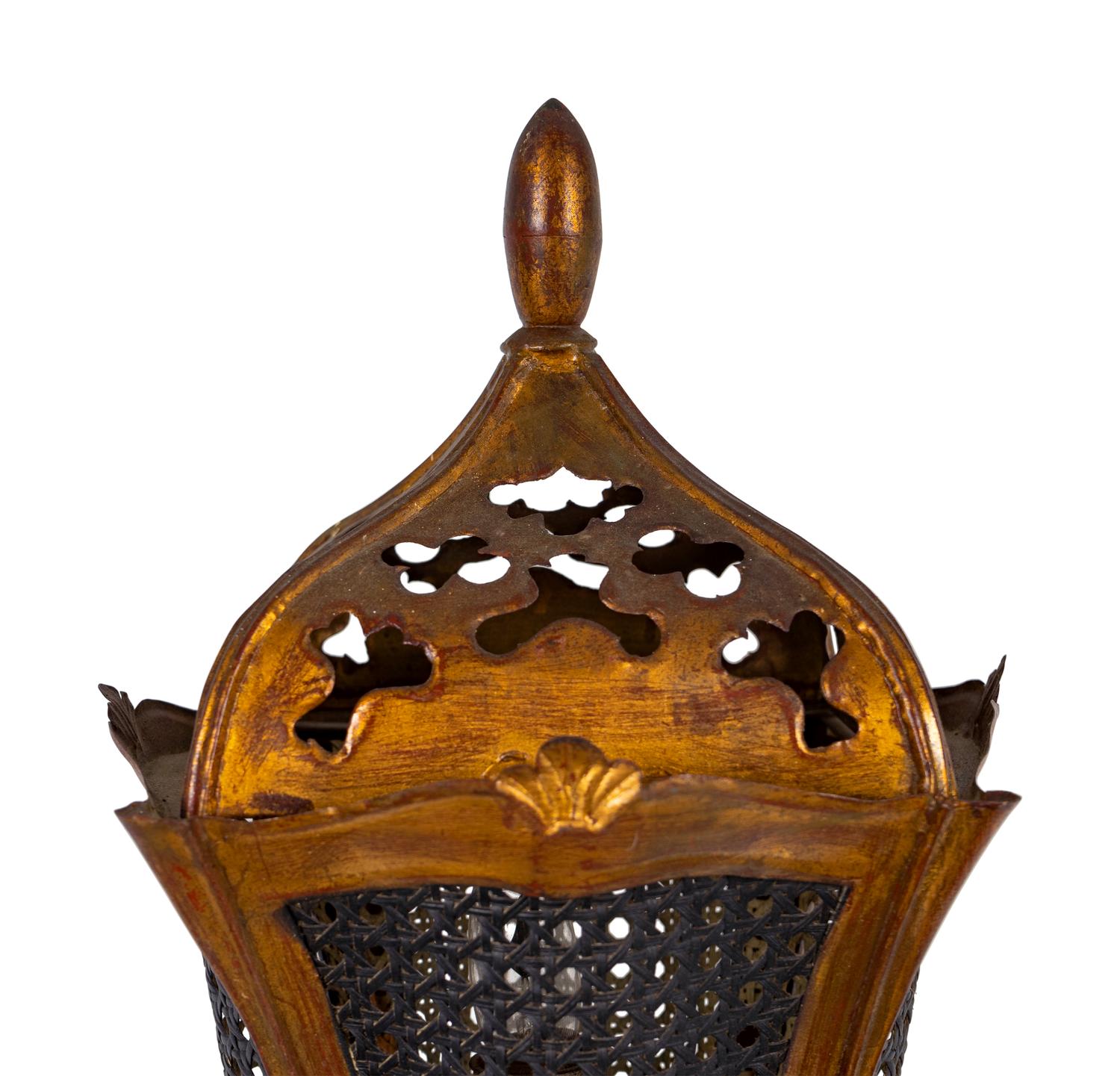 A Venetian Style Gilt Metal Wall Mounted Lantern — 20TH CENTURY