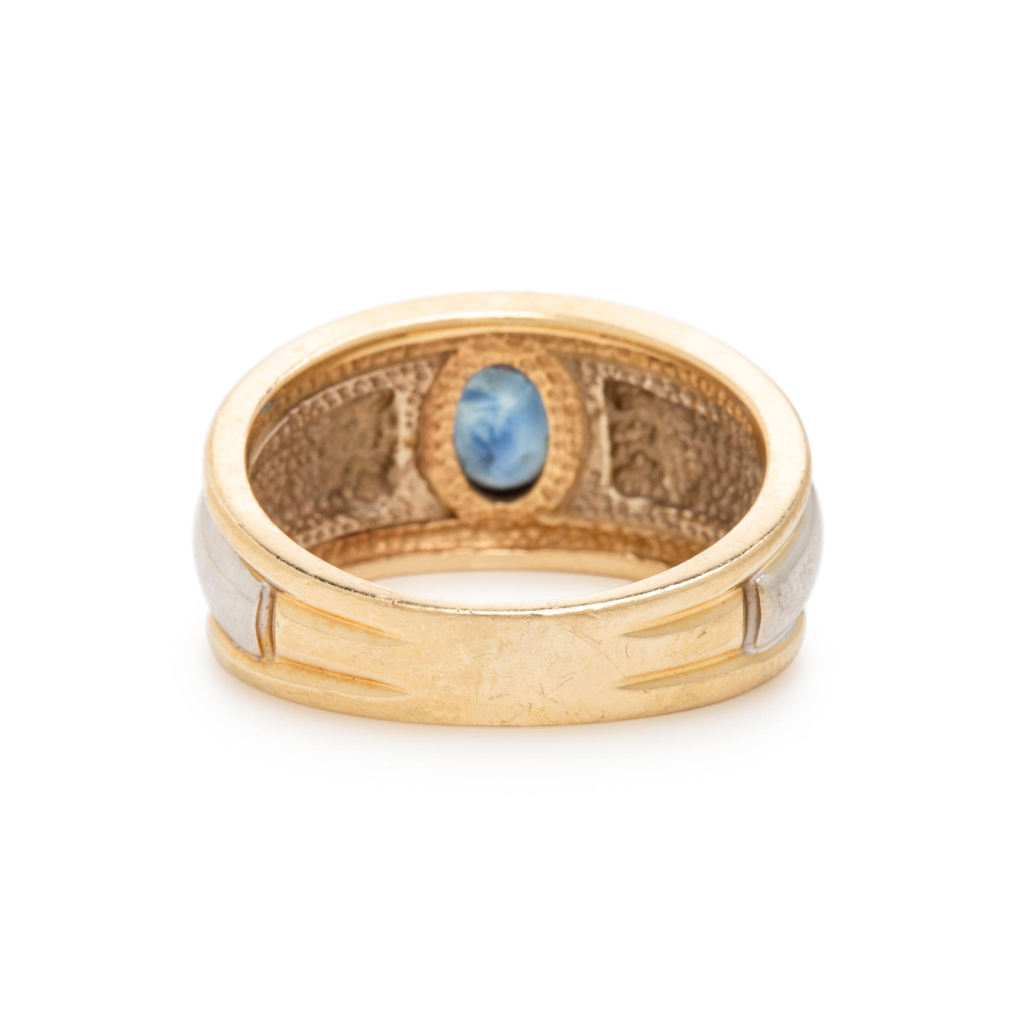 Bicolor Gold and Sapphire Ring