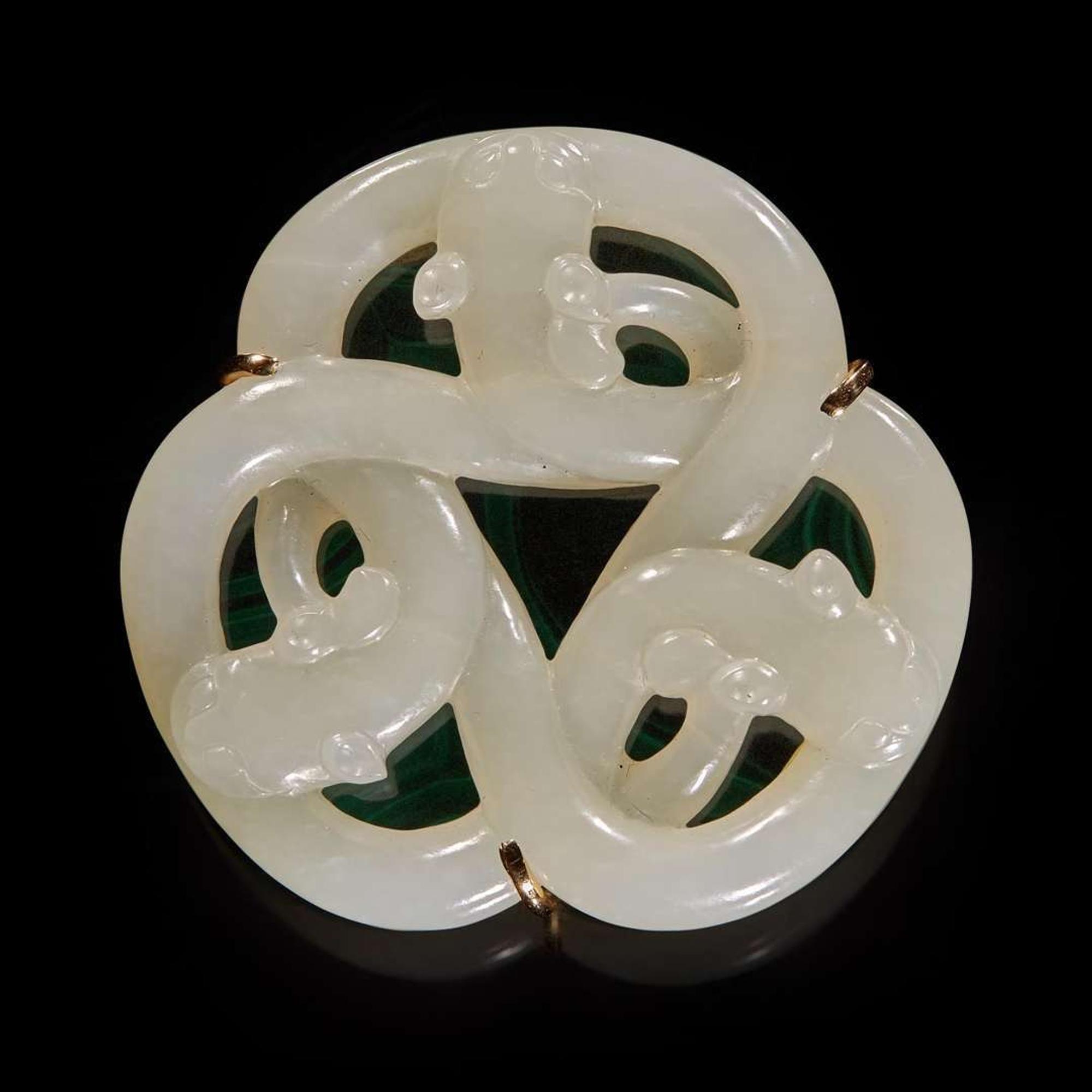 A Chinese white jade "three qilong" pendant 三螭龍玉珮