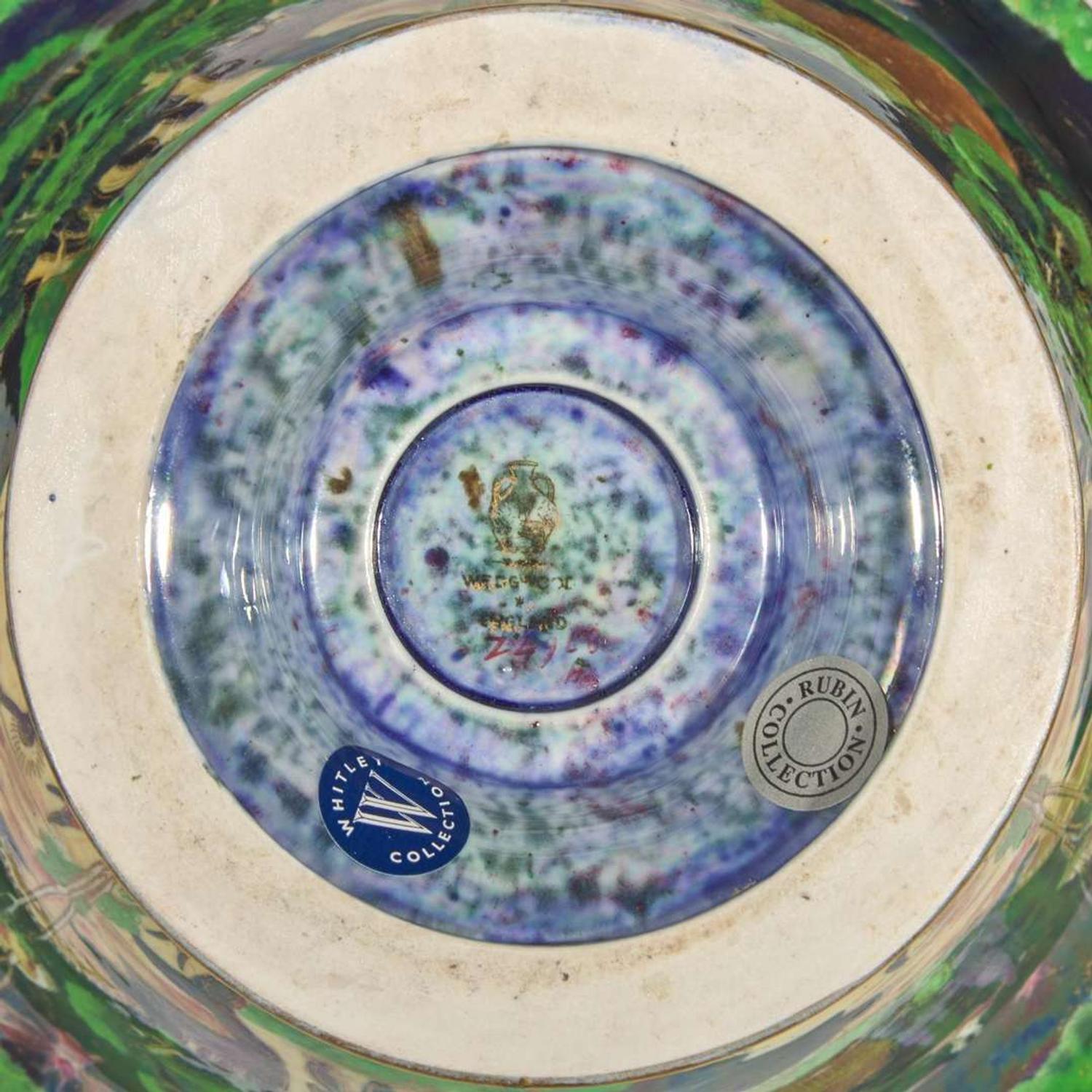A Wedgwood Fairyland Lustre Antique Center Bowl UK, circa 1925