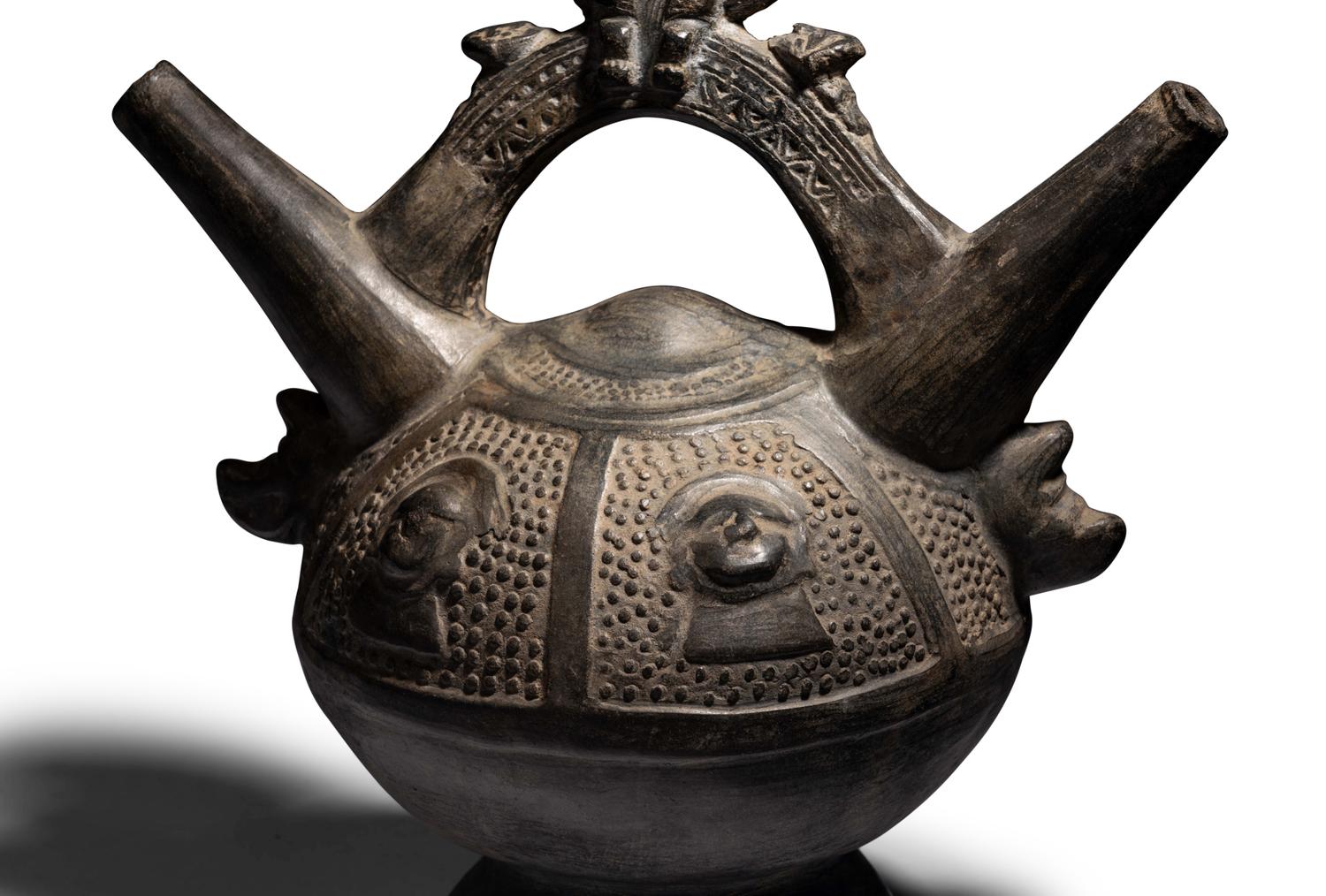 A Sican Blackware Stirrup Vessel