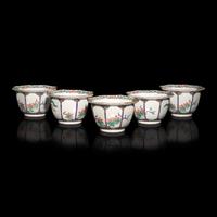 A Set of Five Japanese Kakiemon Porcelain Small Bowls, Circa 1670-1690 — 約1670-1690年 日本酒井田柿右衛門鳳紋八方小碗五件