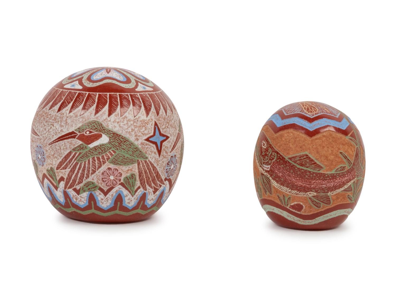 Miniature Polychrome Seed Jars, with Sgraffito Decoration