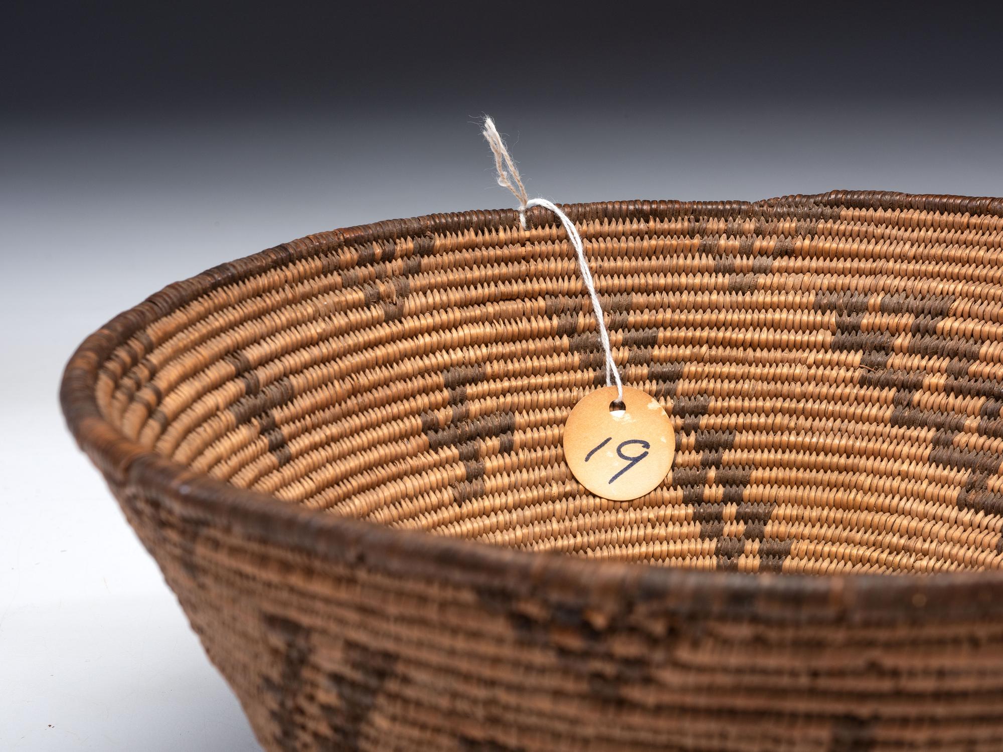 Apache Pictorial Baskets