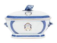 An Assembled Chinese Export Parcel-Gilt Blue and White Porcelain Dinner Service