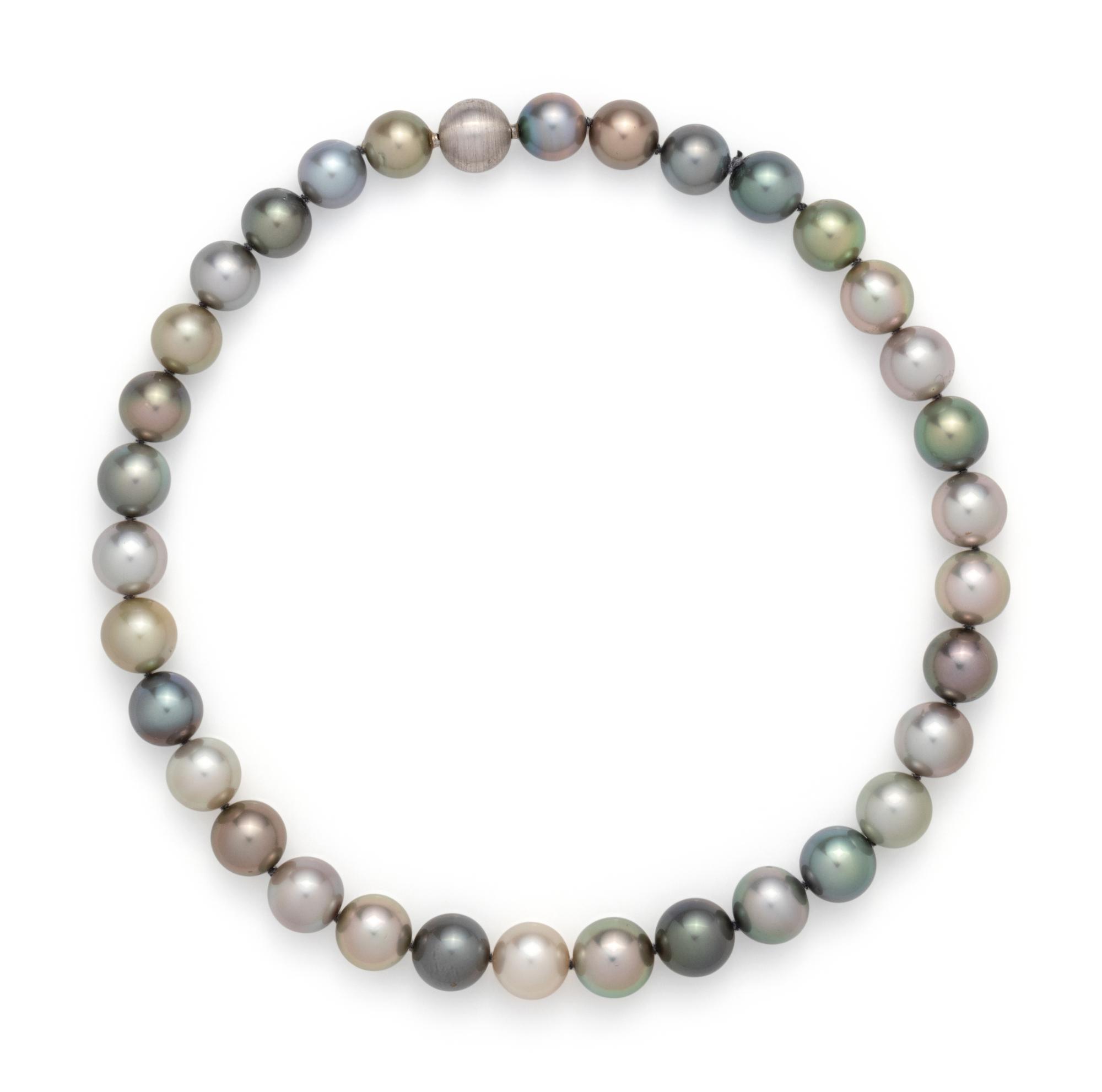 CULTURED TAHITIAN PEARL NECKLACE