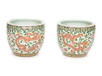 A Pair of Chinese Export Porcelain Jardinières with Dragon Decoration