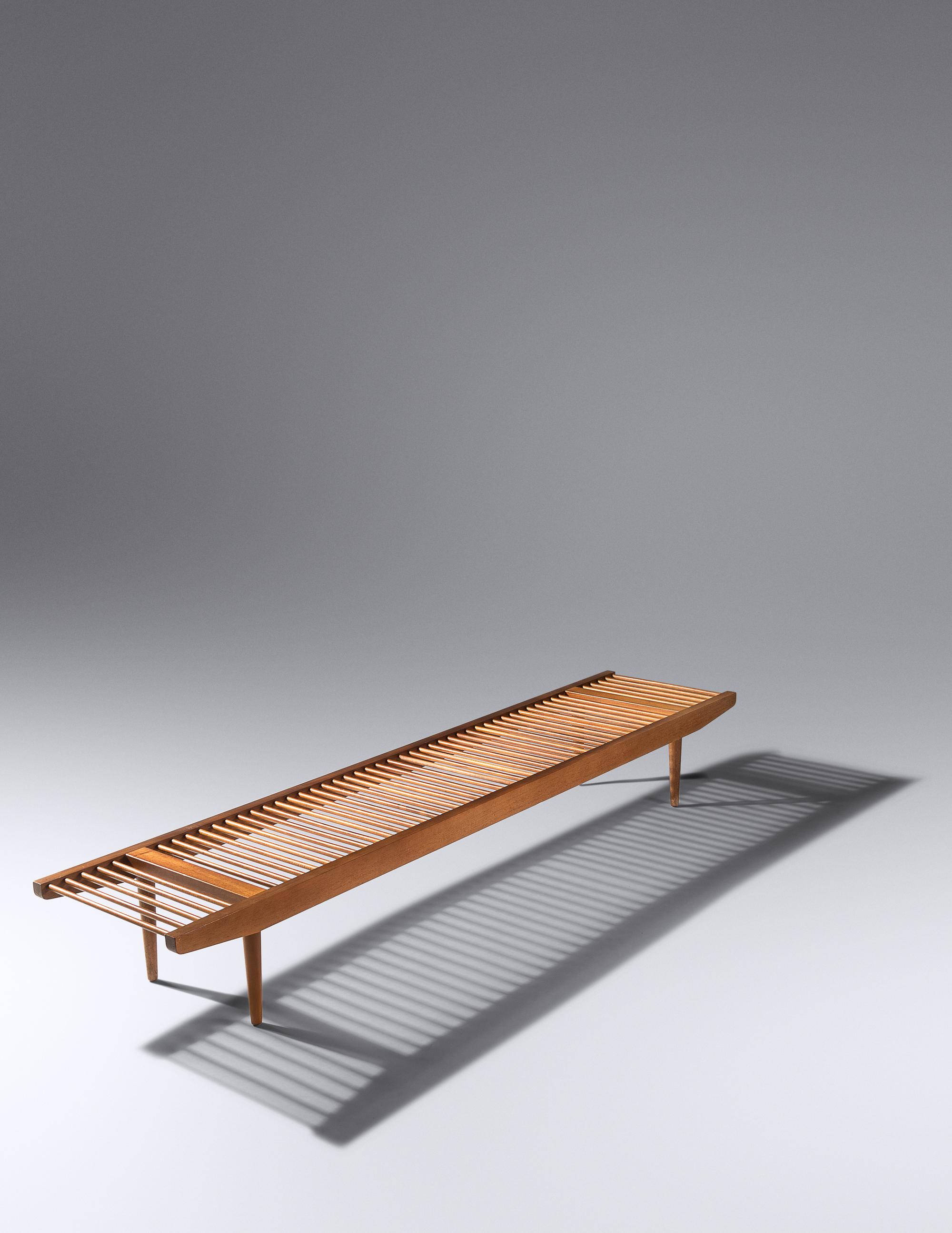 Bench Glenn of California, USA