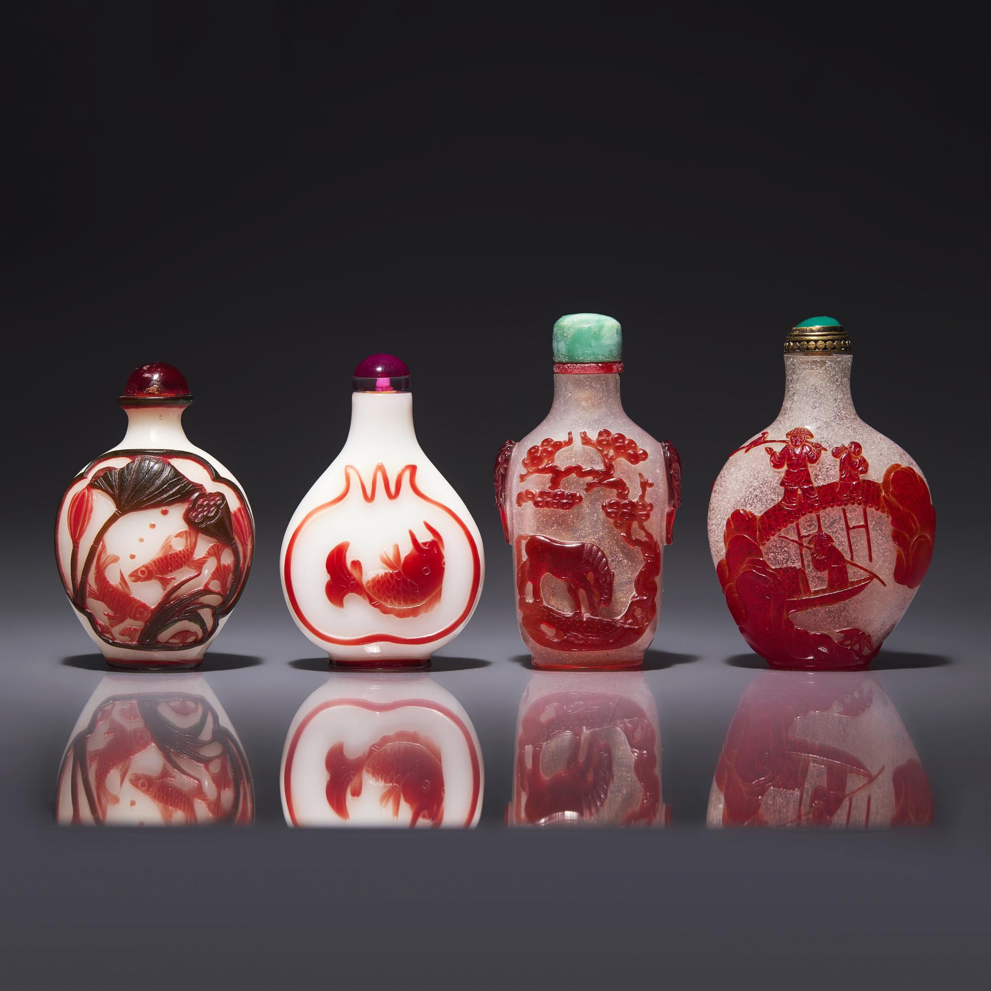 Four Chinese Ruby Red Overlay Glass Snuff Bottles 涅白地套寶石紅料鼻烟壺四支