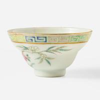 A small Chinese famille rose decorated bowl 粉彩花卉紋小杯 "Qinghuazhenpin" mark “????”?